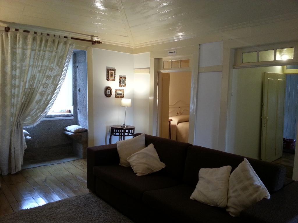 O Ze Ja Dormiu Aqui Villa Celeiros Værelse billede